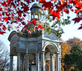 Woodlawn Cemetery